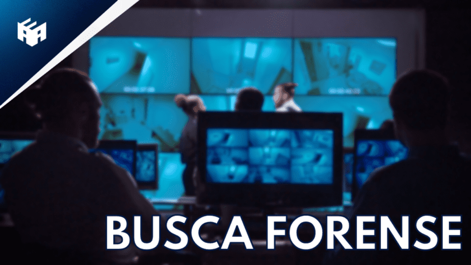 Central de monitoramento com operadores analisando imagens de câmeras de segurança em múltiplas telas. Em destaque, o texto "Busca Forense", representando investigação e análise de vídeos para fins forenses.